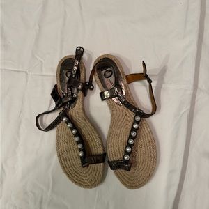 Lanvin pearl thong strap sandal